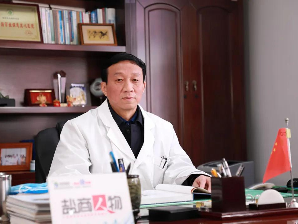 鹽商人物第18期丨專訪建陽(yáng)眼科醫(yī)院院長(zhǎng)葛正光：精醫(yī)重德，科技強(qiáng)院